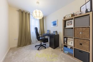 bedroom2- click for photo gallery